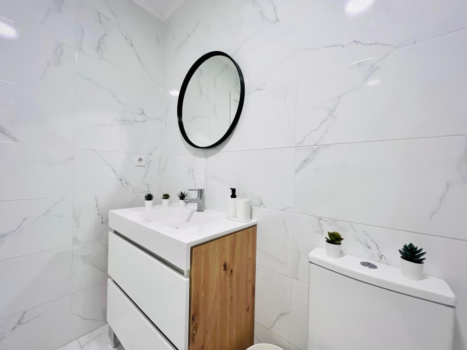 Appartement Luxury Spacious Flat In Lisbon, Ideal For Tourists *