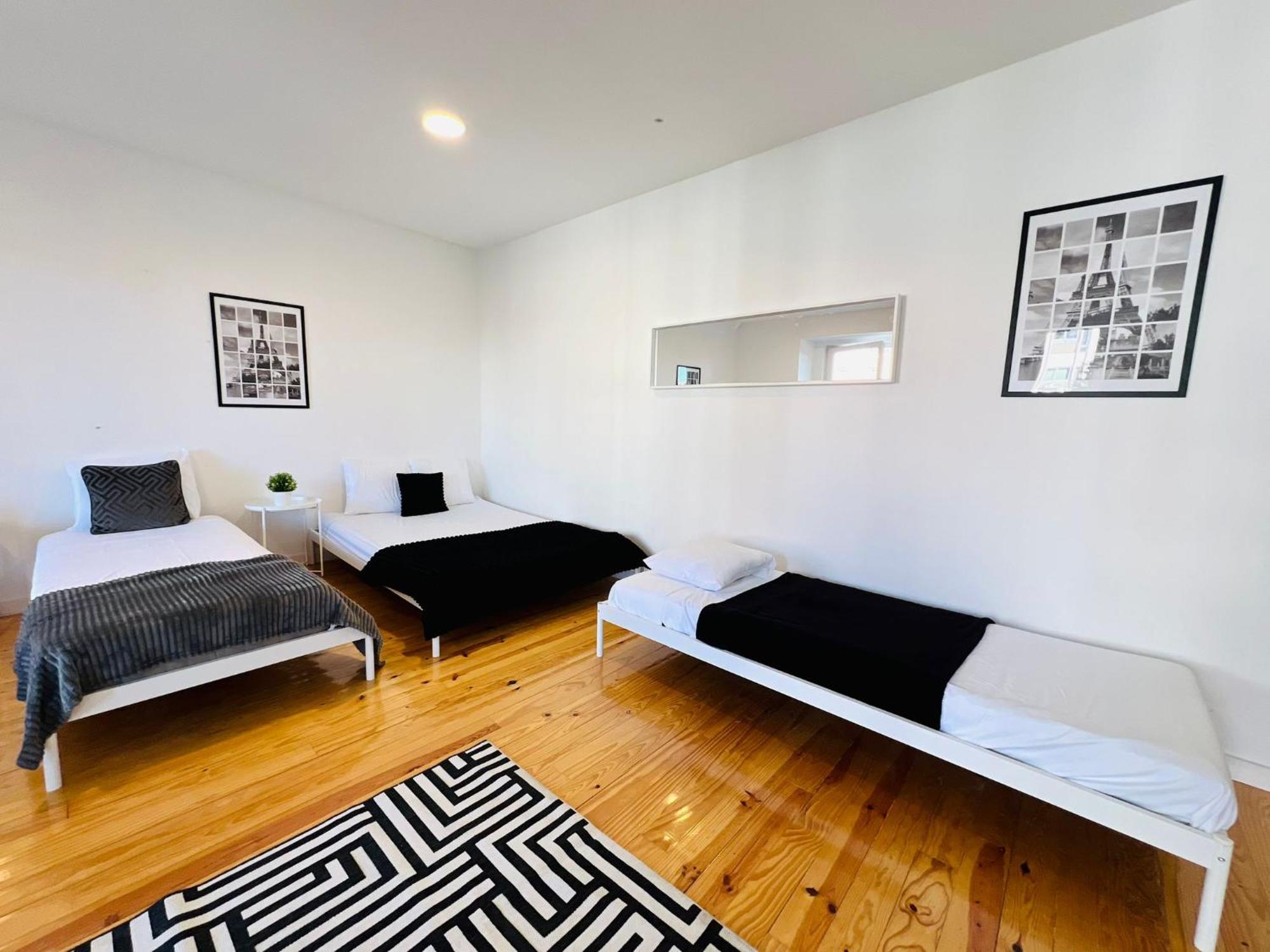 Luxury Spacious Flat In Lisbon, Ideal For Tourists * Lisboa