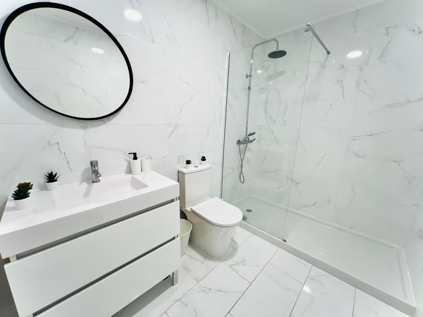 Luxury Spacious Flat In Lisbon, Ideal For Tourists Appartement