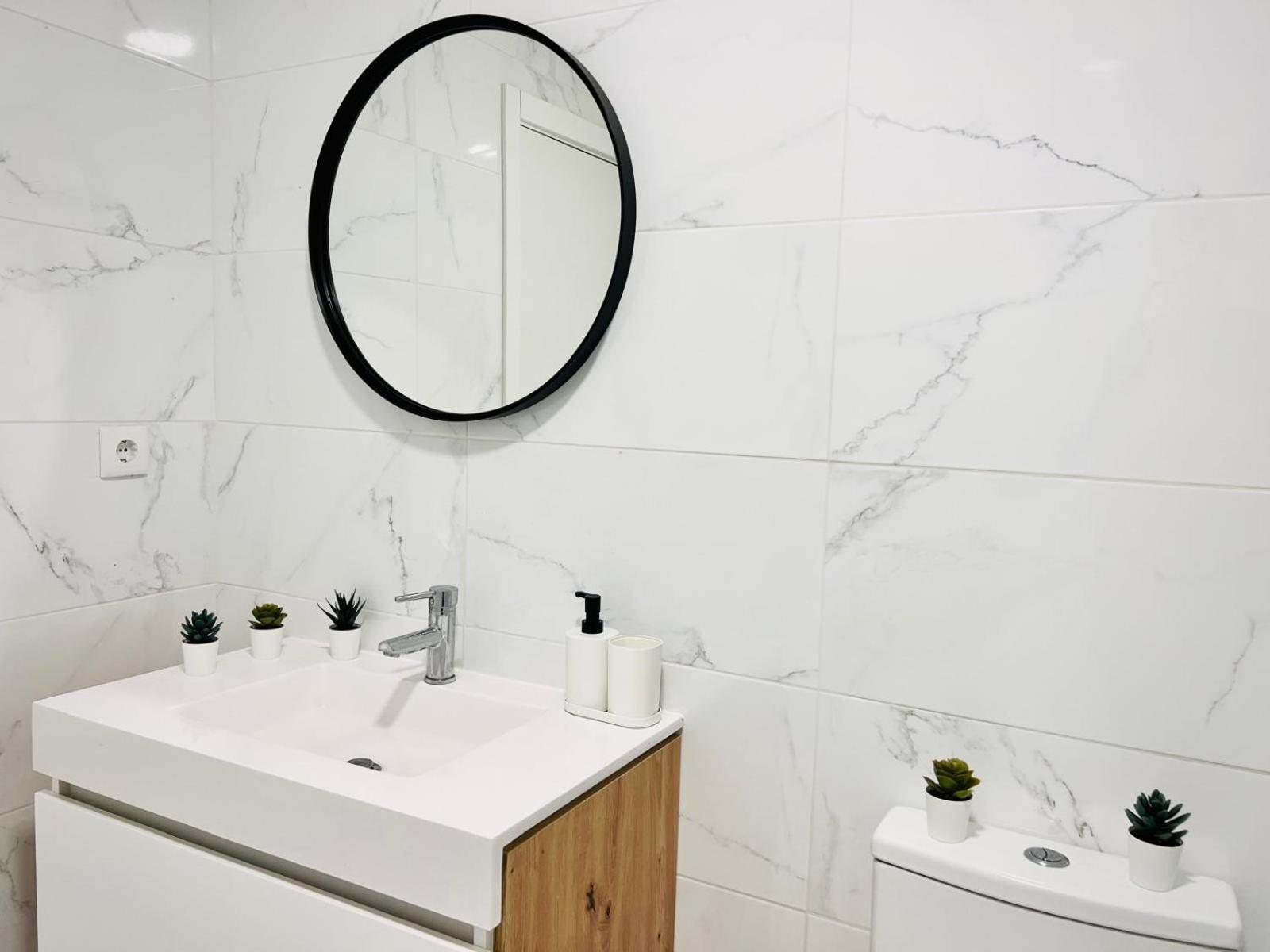 Luxury Spacious Flat In Lisbon, Ideal For Tourists * Lisboa